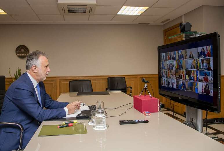 Ángel Víctor Torres durante la reunión telemática de este domingo (Foto Acfi Press)